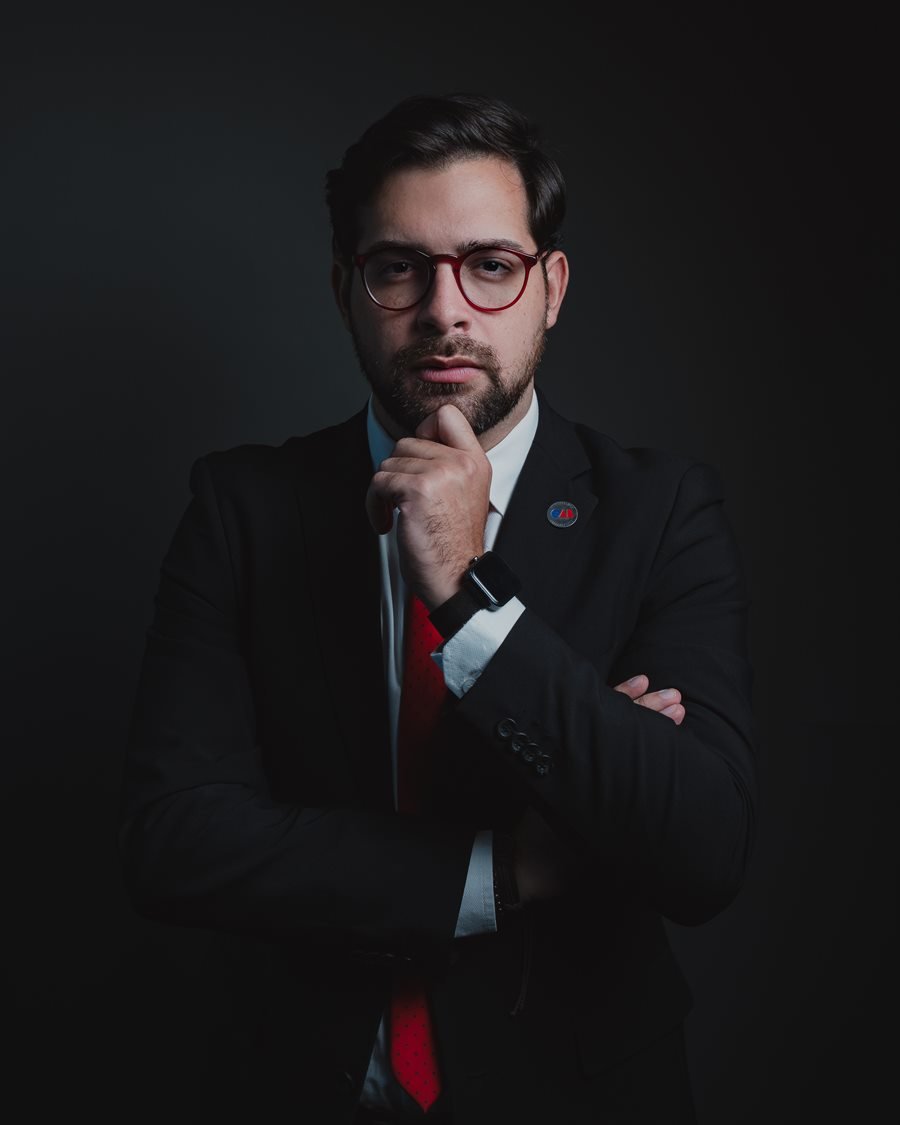 Humberto Aragão Neto, advogado criminalista inscrito na OAB/PE sob o nº 53.489